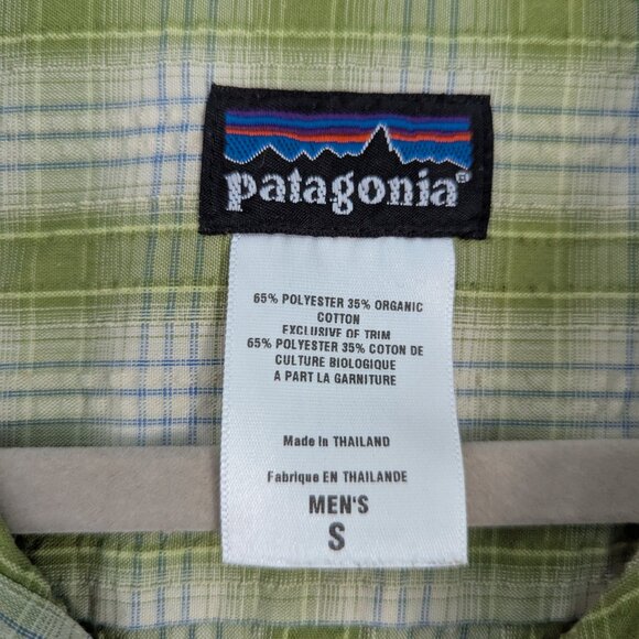 Patagonia Seersucker Casual Short Sleeve Button Down Men's Small - Picture 3 of 4